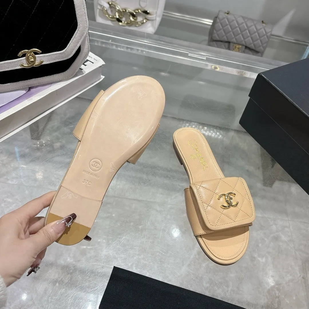 👟👟Ex-factory price 360👟👟 Genuine leather sole +40 Chanel Chanel 25C new women's double C schoolbag buckle flat sandals, fabric sheepskin, color: black: white: pink: apricot, code number: 5-40 (customized 41 42 43 customized non-returnable): rubber sole leather sole +40